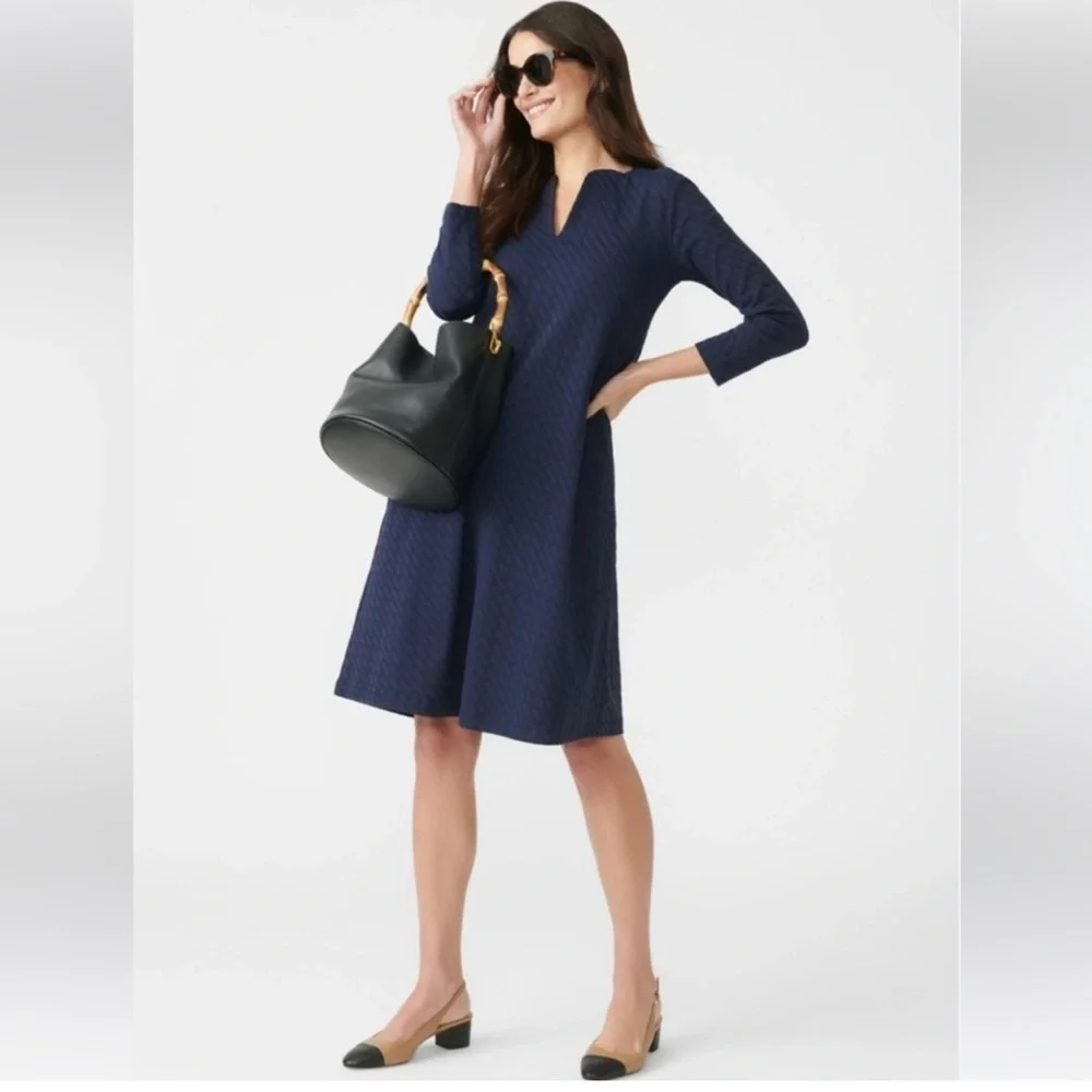 NWT J.McLaughlin Octavia Geo Jaquard Split V-Neck 3/4 Sleeve Shift Dress